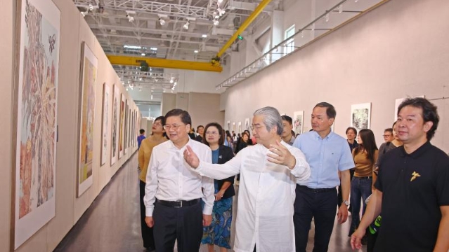 花香八閩，鳥語鷺島  “花香鳥語——第三屆福建省花鳥畫大展”開幕